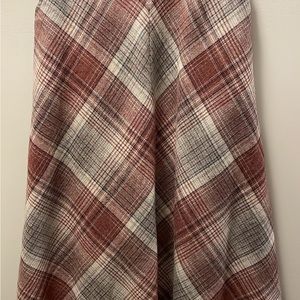 Vintage skirt worn on Grease: Rise of the Pink Ladies on Paramount+